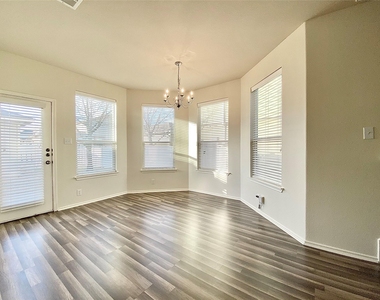 18524 Mammoth Cave Blvd - Photo Thumbnail 11