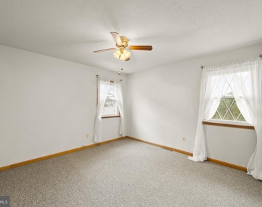 9608 9th Avenue - Photo Thumbnail 15