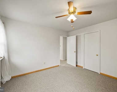 9608 9th Avenue - Photo Thumbnail 16