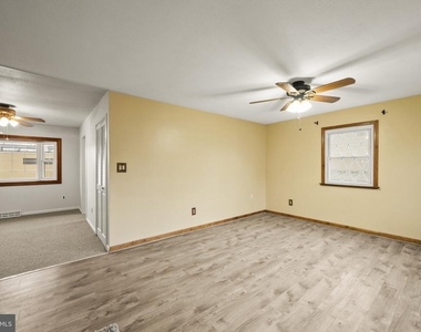 9608 9th Avenue - Photo Thumbnail 5