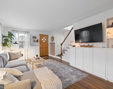 6834 Duluth Avenue - Photo Thumbnail 5