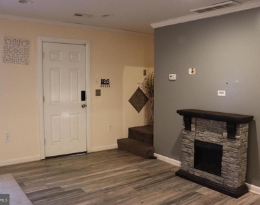 410 Winters Lane - Photo Thumbnail 13