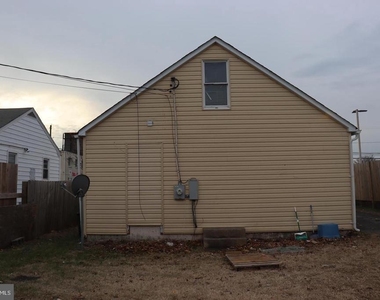 410 Winters Lane - Photo Thumbnail 10
