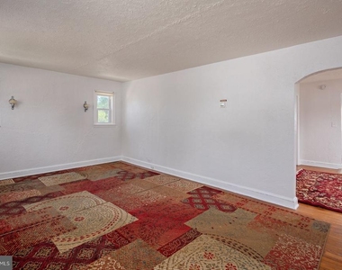 5107 Leeds Avenue - Photo Thumbnail 6