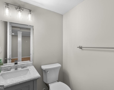 1043 Debbie Avenue - Photo Thumbnail 34