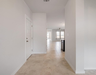 228 Trellis Blvd - Photo Thumbnail 3