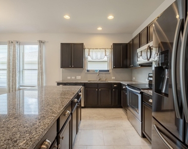 228 Trellis Blvd - Photo Thumbnail 6