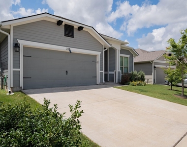 228 Trellis Blvd - Photo Thumbnail 2