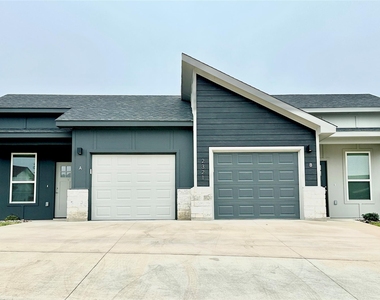 2321 Ocean Ave - Photo Thumbnail 18