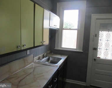2805 Oakley Avenue - Photo Thumbnail 15