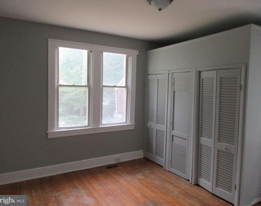 2805 Oakley Avenue - Photo Thumbnail 7