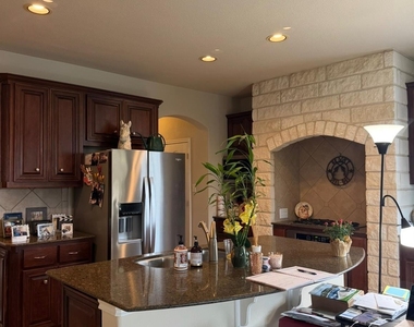 372 Limestone Trl - Photo Thumbnail 9