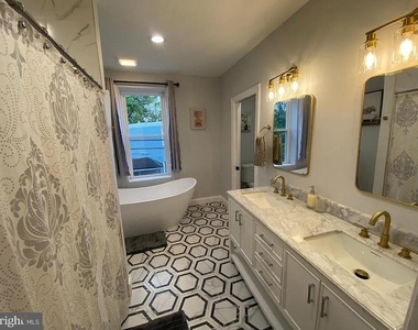 2912 Grindon Avenue - Photo Thumbnail 5