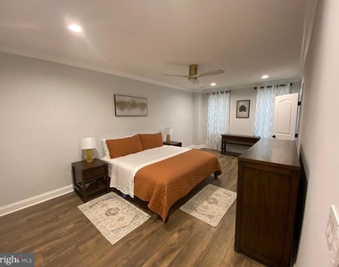 2912 Grindon Avenue - Photo Thumbnail 13