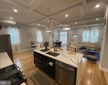 2912 Grindon Avenue - Photo Thumbnail 1