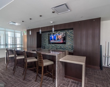 100 Harborview Drive - Photo Thumbnail 28