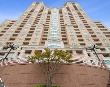 100 Harborview Drive - Photo Thumbnail 1