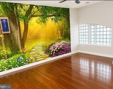 100 Harborview Drive - Photo Thumbnail 21