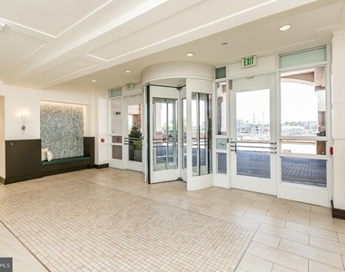 100 Harborview Drive - Photo Thumbnail 3
