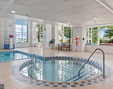 100 Harborview Drive - Photo Thumbnail 26