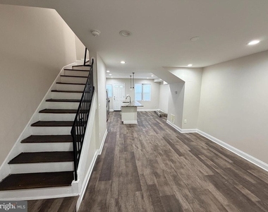 607 Cheraton Road - Photo Thumbnail 2