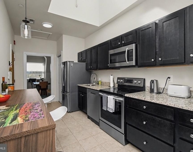 1625 Saint Paul Street - Photo Thumbnail 8