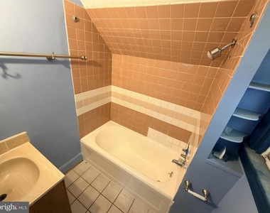 506 Cedarcroft Road - Photo Thumbnail 10