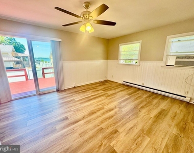 4740 Frederick Avenue - Photo Thumbnail 9