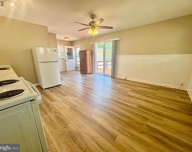 4740 Frederick Avenue - Photo Thumbnail 7