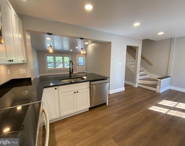 1699 Hart Court - Photo Thumbnail 8