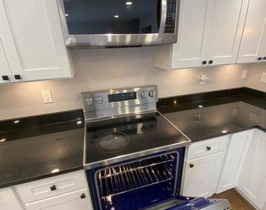 1699 Hart Court - Photo Thumbnail 11