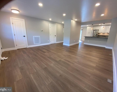 1699 Hart Court - Photo Thumbnail 4