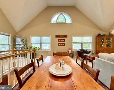110 Annapolis Street - Photo Thumbnail 11