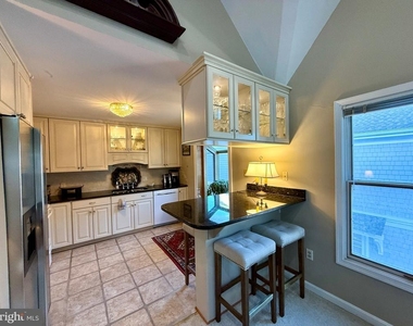 110 Annapolis Street - Photo Thumbnail 5