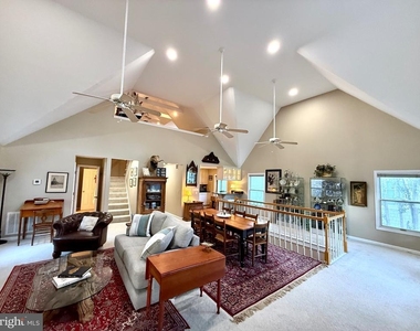 110 Annapolis Street - Photo Thumbnail 12