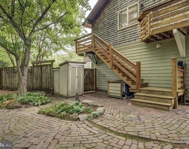 1121 Tyler Avenue - Photo Thumbnail 13