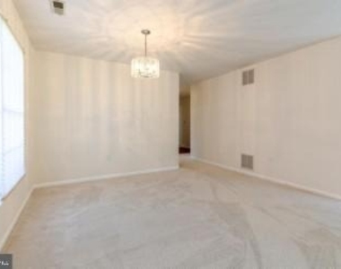 2782 Rudder Drive - Photo Thumbnail 7