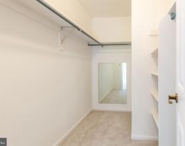 2782 Rudder Drive - Photo Thumbnail 10