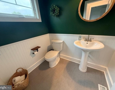 307 Valley Road - Photo Thumbnail 11