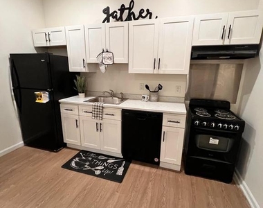 9 E 26th Street - Photo Thumbnail 1
