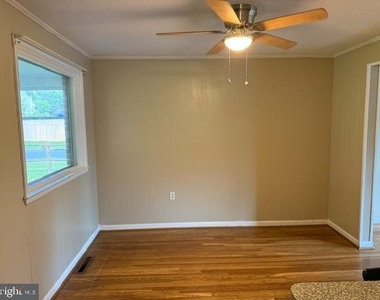 1807 Graywell Road - Photo Thumbnail 5