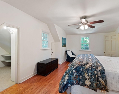 112 W Park Place - Photo Thumbnail 9