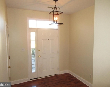 181 Gillespie Avenue - Photo Thumbnail 1