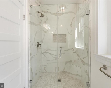 2715 13th Street Nw - Photo Thumbnail 32