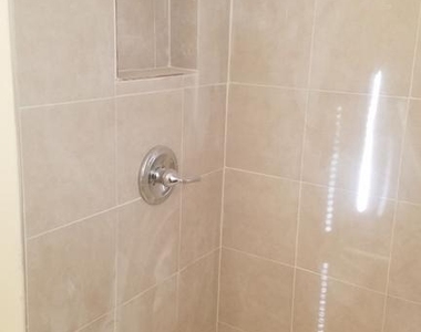 4630 Brooks Street Ne - Photo Thumbnail 3