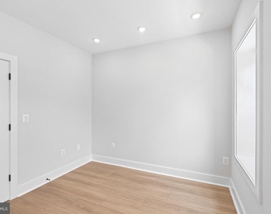 2236 40th Street Nw - Photo Thumbnail 14