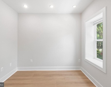 2236 40th Street Nw - Photo Thumbnail 16