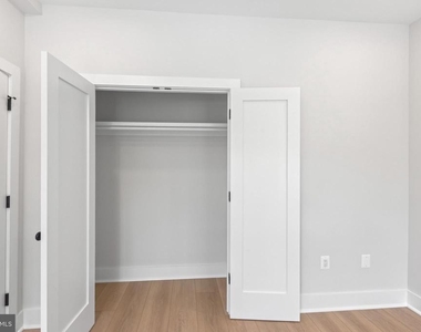 2236 40th Street Nw - Photo Thumbnail 15