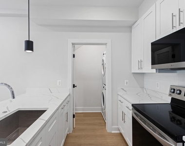 2236 40th Street Nw - Photo Thumbnail 11