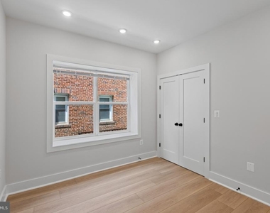 2236 40th Street Nw - Photo Thumbnail 17